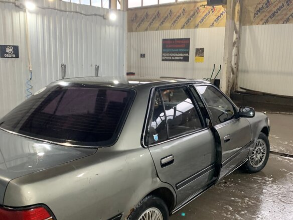 1990 Toyota Corona VIII (T170), серый, 105000 рублей - вид 5