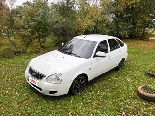 2014 Lada (ВАЗ) Priora I Рестайлинг, белый, 589000 рублей, вид 2