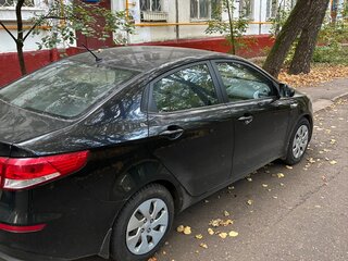 2015 Kia Rio III Рестайлинг, чёрный, 700000 рублей, вид 5