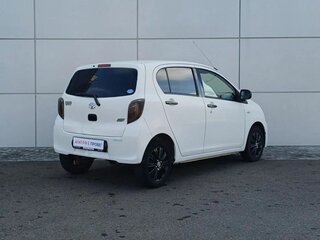2015 Toyota Pixis Epoch I, белый, 650000 рублей, вид 5