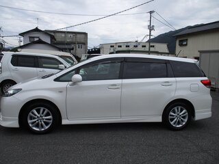 2012 Toyota Wish II, белый, 1150000 рублей, вид 4