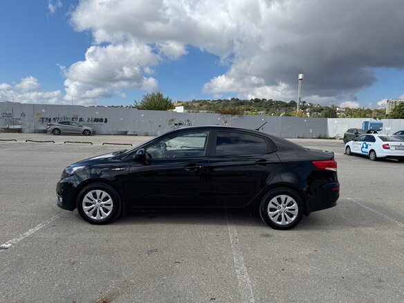 2013 Kia Rio 4-speed III, чёрный, 949000 рублей - вид 5