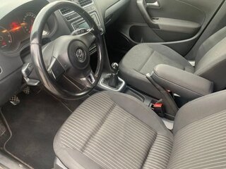 2013 Volkswagen Polo V, синий, 385000 рублей, вид 4