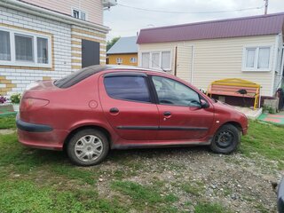 2007 Peugeot 206, красный, 128000 рублей, вид 2