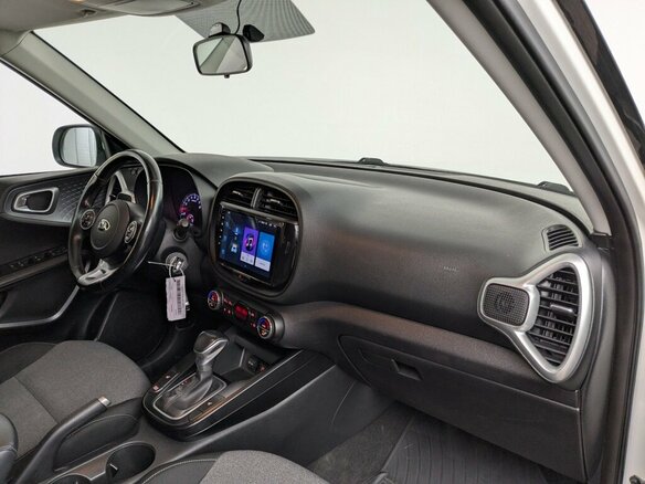 2019 Kia Soul III, белый, 1850000 рублей - вид 10