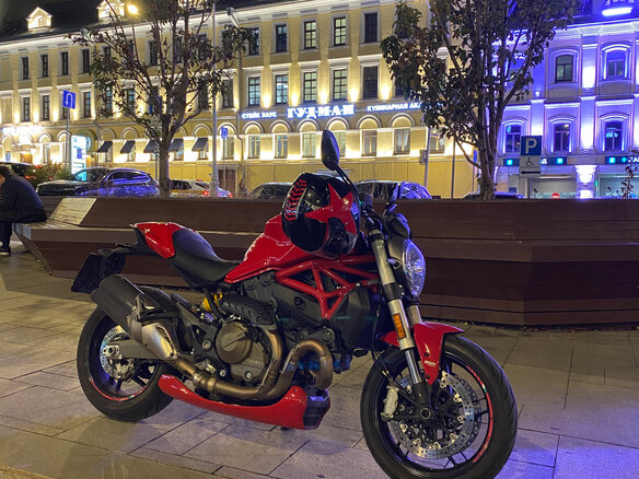 2017 Ducati Monster 821, красный, 649000 рублей - вид 3