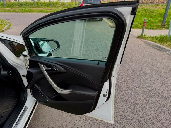 2012 Opel Astra J, белый - вид 20