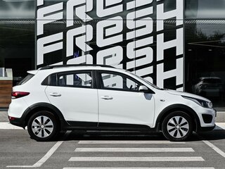 2017 Kia Rio X-Line IV, белый, 1359000 рублей, вид 5