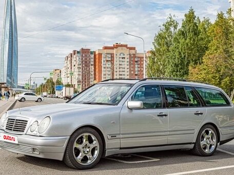 1998 Mercedes-Benz E-Класс 280 II (W210, S210), белый, 750000 рублей, вид 1