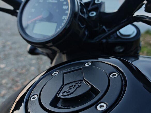 2021 Indian Scout, чёрный, 1080000 рублей - вид 19