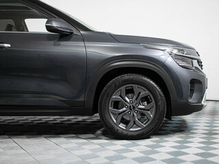 2024 Kia Seltos I Рестайлинг, серый, 2407000 рублей, вид 5