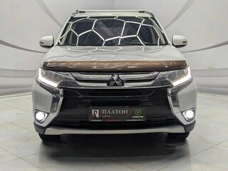 2016 Mitsubishi Outlander III Рестайлинг 2, белый, 1569000 рублей, вид 2