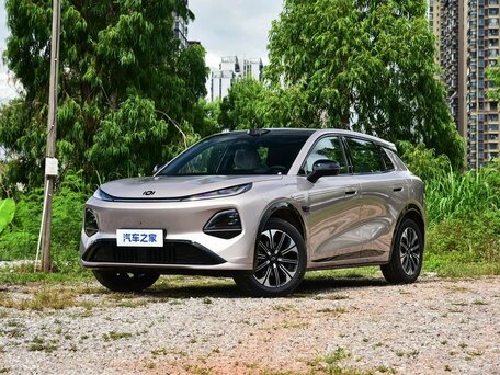 2026 Changan Qiyuan Q05 51.9 kWh II, розовый, 2634000 рублей, вид 2