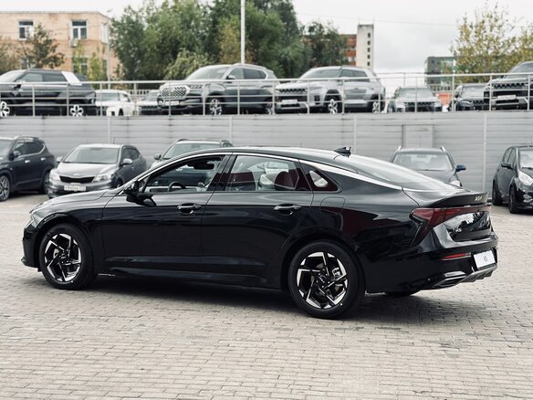 2026 Kia K5 III Рестайлинг, чёрный, 5070000 рублей - вид 7