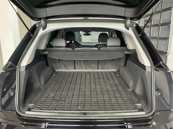 2016 Audi Q7 II (4M), чёрный, 4190000 рублей - вид 38