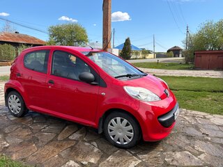 2007 Peugeot 107 I, красный, 320000 рублей, вид 4