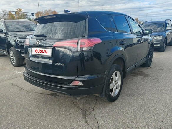 2015 Toyota RAV4 IV (XA40) Рестайлинг, чёрный, 1550000 рублей - вид 3