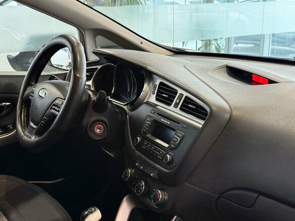 2014 Kia Ceed II, серый, 915000 рублей - вид 7