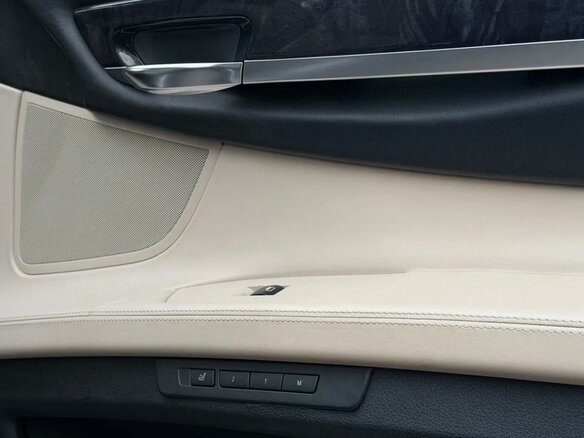 2008 BMW 7 серии 750i V (F01/F02/F04), синий - вид 15
