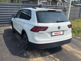 2019 Volkswagen Tiguan II, белый, 2000000 рублей, вид 4