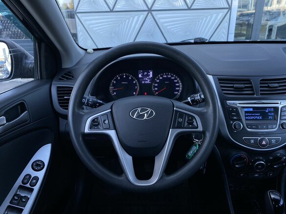 2016 Hyundai Solaris I Рестайлинг, чёрный, 649000 рублей - вид 12