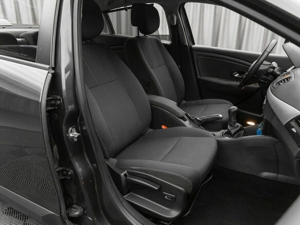 2011 Renault Fluence I, чёрный - вид 11