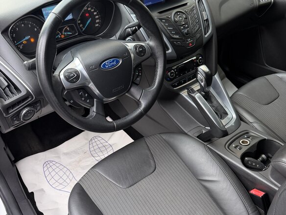 2012 Ford Focus III, белый, 630000 рублей - вид 6