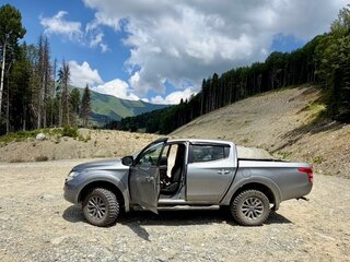 2015 Mitsubishi L200 V, серый, 2350000 рублей, вид 3