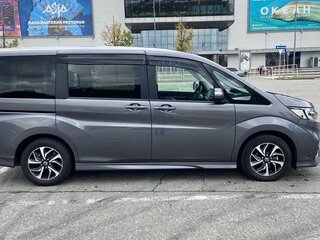 2021 Honda Stepwgn Spada V Рестайлинг, серый, 1900000 рублей, вид 5