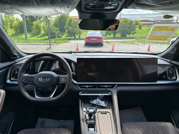 2026 Geely Monjaro (Xingyue L) I Рестайлинг 2 (China Market), чёрный, 4300000 рублей - вид 24