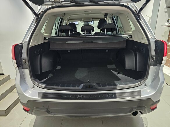 2019 Subaru Forester V, серебристый, 2299000 рублей - вид 17