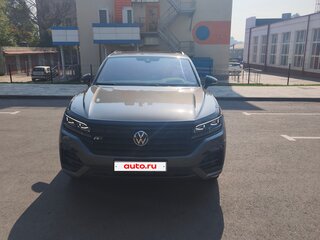 2021 Volkswagen Touareg III, серый, 7950000 рублей, вид 5