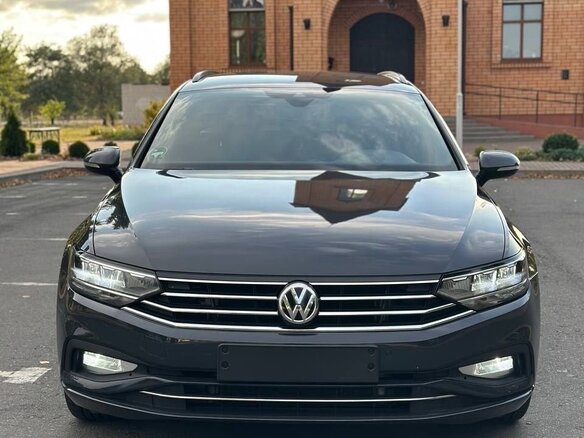 2020 Volkswagen Passat B8 Рестайлинг, серый - вид 2