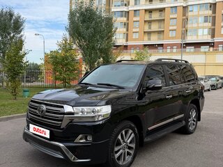 2015 Toyota Land Cruiser 200 Series Рестайлинг 2, чёрный, 6200000 рублей, вид 1