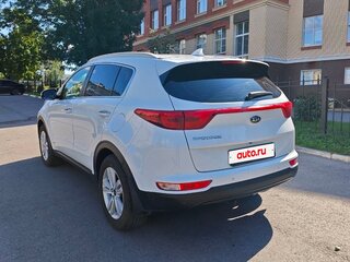 2018 Kia Sportage IV, белый, 2099000 рублей, вид 4