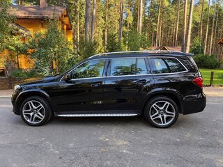 2017 Mercedes-Benz GLS 400 I (X166), чёрный, 4600000 рублей, вид 4