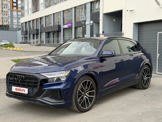 2019 Audi Q8 55 TFSI I (4M), синий, 5700000 рублей, вид 1