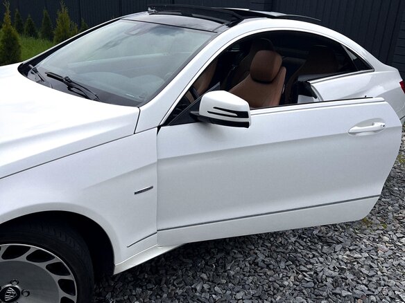 2011 Mercedes-Benz E-Класс 250 5G-Tronic IV (W212, S212, C207), белый, 1590000 рублей - вид 2