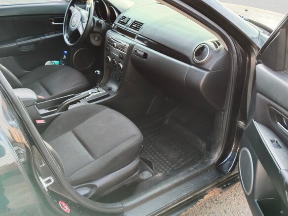 2006 Mazda 3 I (BK), чёрный - вид 5
