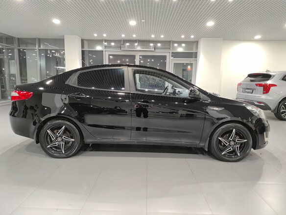 2014 Kia Rio III, чёрный, 828000 рублей - вид 3