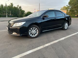 2014 Toyota Camry VII (XV50), чёрный, 1360000 рублей, вид 2