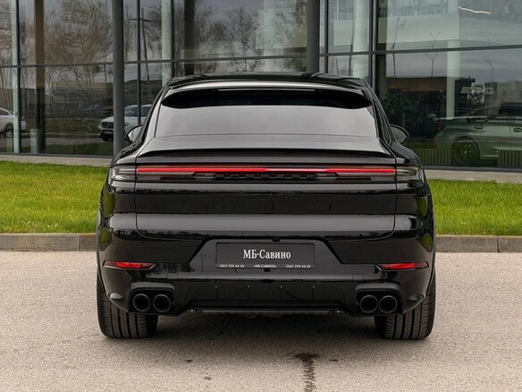 2026 Porsche Cayenne GTS Coupé III Рестайлинг, чёрный, 25700000 рублей - вид 11