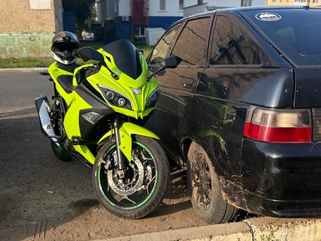 2023 Kawasaki Ninja 300, зелёный, 200000 рублей, вид 3