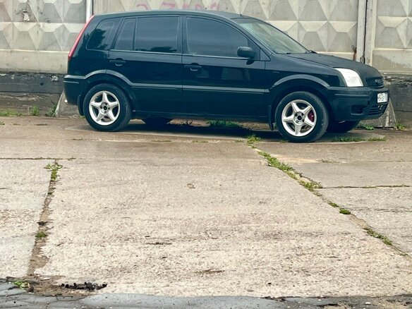 2005 Ford Fusion I, чёрный, 370000 рублей - вид 6
