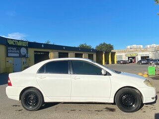 2002 Toyota Corolla IX (E120, E130), белый, 495000 рублей, вид 2