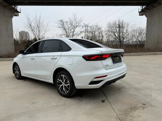 2025 Geely Emgrand III, белый, 1280003 рублей, вид 5