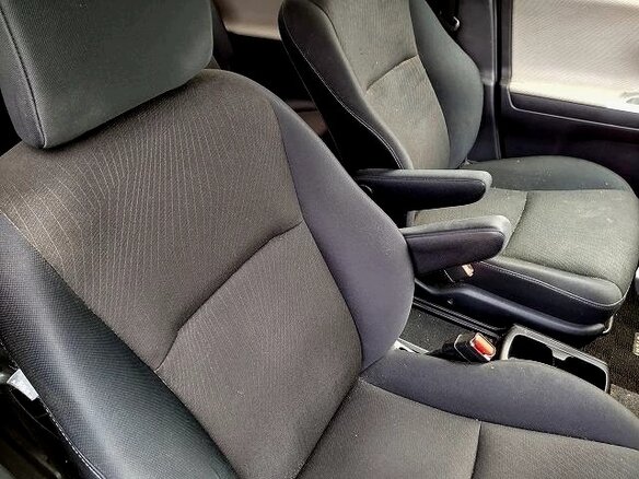 2010 Toyota Wish II, чёрный, 899000 рублей - вид 4