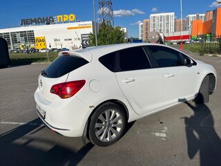 2012 Opel Astra J Рестайлинг, белый, 680000 рублей, вид 5