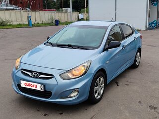 2013 Hyundai Solaris I, голубой, 550000 рублей, вид 3