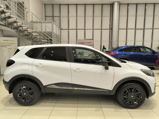 2017 Renault Kaptur I, белый, 1299000 рублей, вид 4